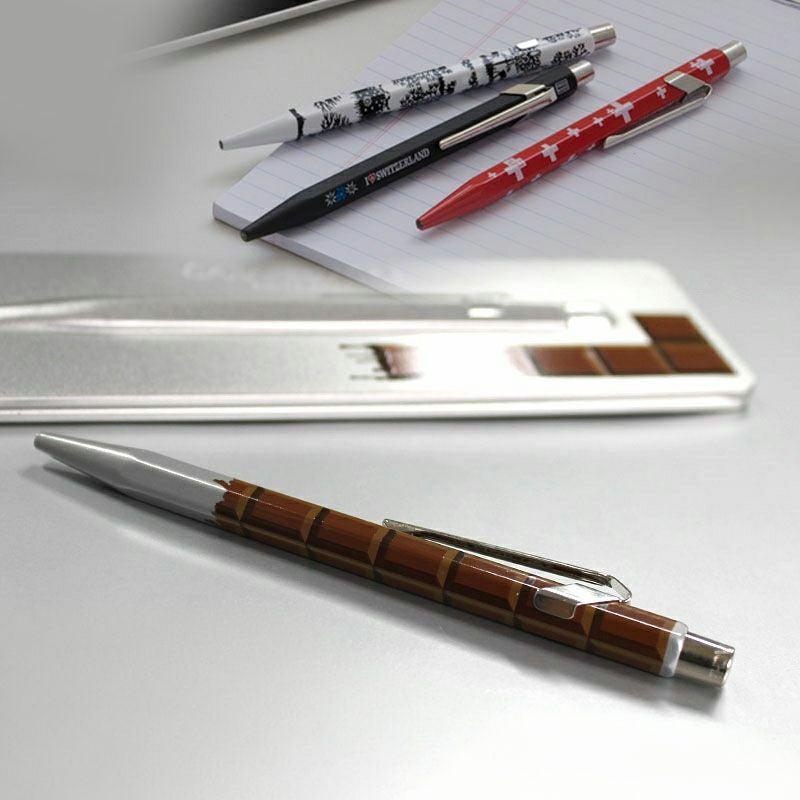 000000000242-01.jpg?size=m&w=