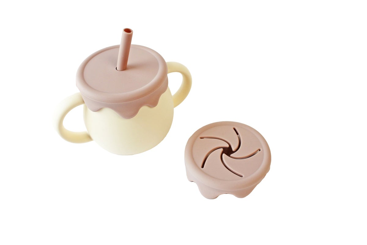 名入れ無料】 シリコン マグ ベビー キッズ 幼児 子供 離乳 コップ ストローマグ スナックカップ ストロー 3WAY ピンク ブルー グリーン クリーム ベージュ くすみカラー バイカラー はちみつ 出産祝い 誕生日 ギフト 記念 プレゼント