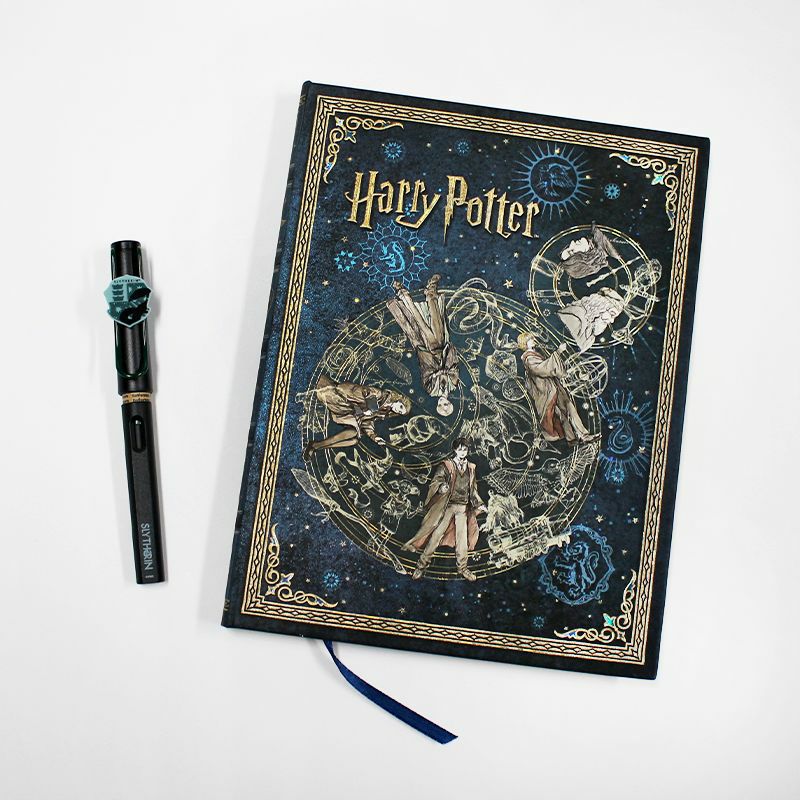 【名入れ無料】ハリーポッター Harry Potter ハリポタ ラミー サファリ LAMY Safari 万年筆 ペーパーブランクス Paperblanks スリザリン ホグワーツの伝説 ウルトラ 罫線 ノート 2点セット